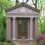 6 Crypt Walk-in